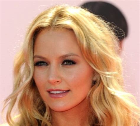 Becki Newton Height Weight Body Measurements Bra Size